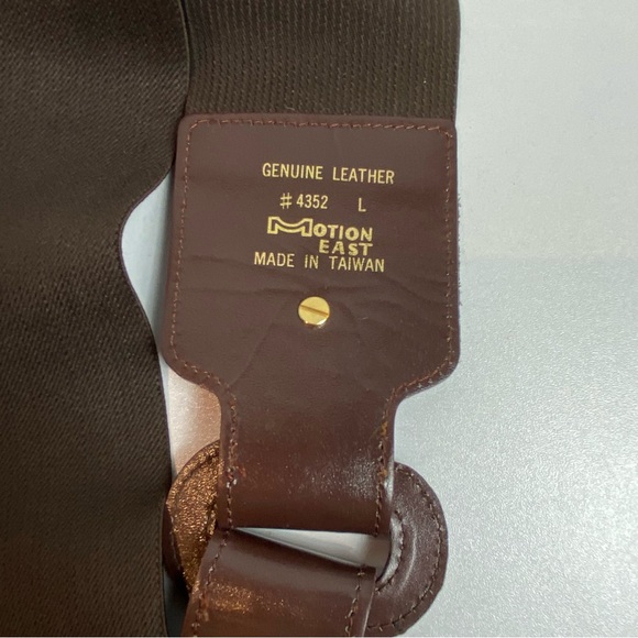 Vtg Motion East Belt Chocolate Brown Elastic Leather Goldtone Closure Sz L Y2K - Picture 4 of 6